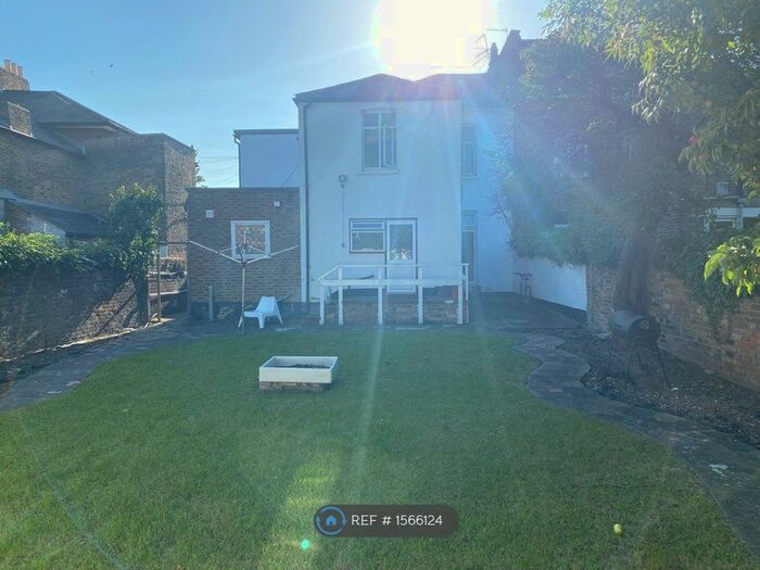 3 Bedroom Maisonette To Rent In Bedford Road, London, N15