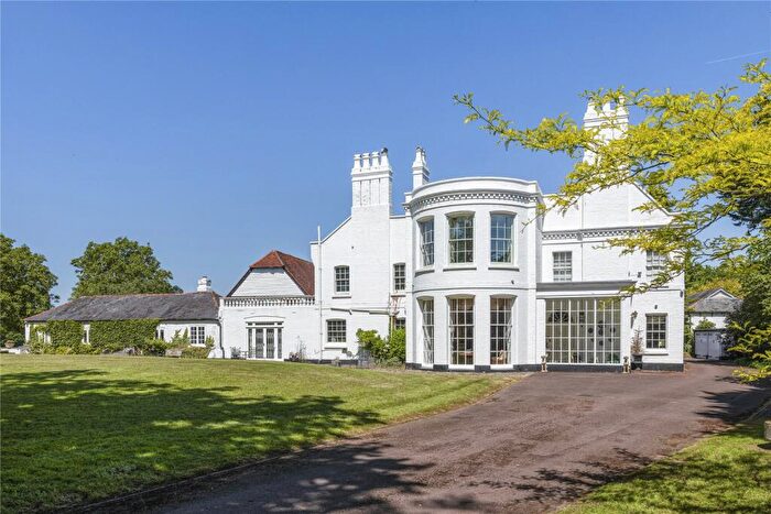 8 Bedroom Equestrian Facility For Sale In Barkham Street, Barkham, Wokingham, Berkshire, RG40