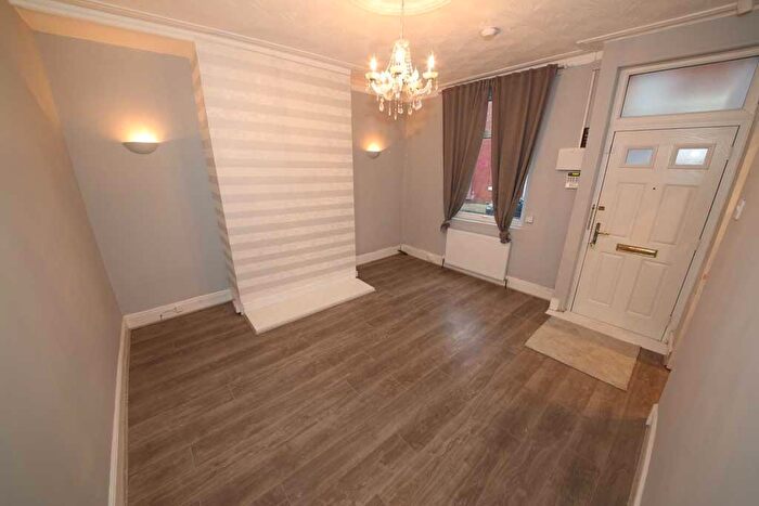 2 Bedroom Terraced House To Rent In East Park Place, Leeds, West Yorkshire, LS9