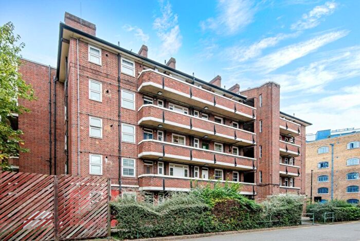 1 Bedroom Flat For Sale In St. Katharines Way, Wapping, E1W