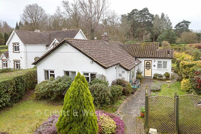 3 Bedroom Detached Bungalow For Sale In Blackberry Road, Felcourt, East Grinstead, West Sussex, RH19