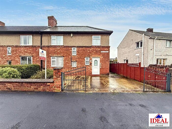3 Bedroom End Of Terrace House For Sale In New Street, Carcroft, Doncaster, DN6