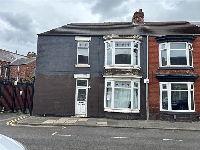 3 Bedroom End Of Terrace House For Sale In Charlotte Street, Redcar, TS10