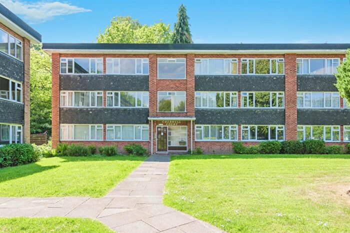 2 Bedroom Flat For Sale In Garrard Gardens, Sutton Coldfield, B73