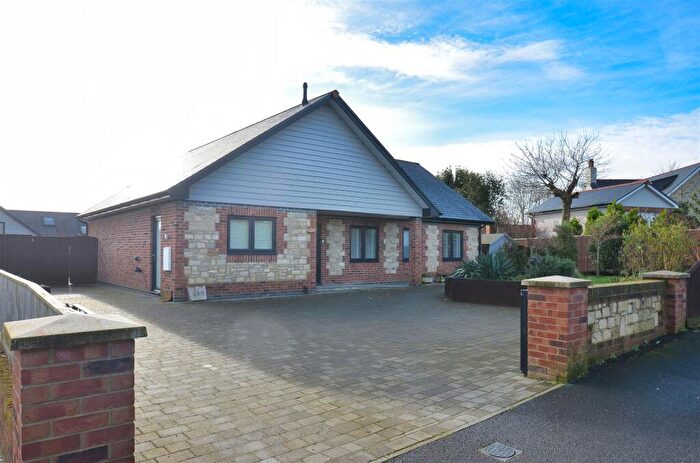 3 Bedroom Detached Bungalow For Sale In Binstead Village Outskirts, PO33