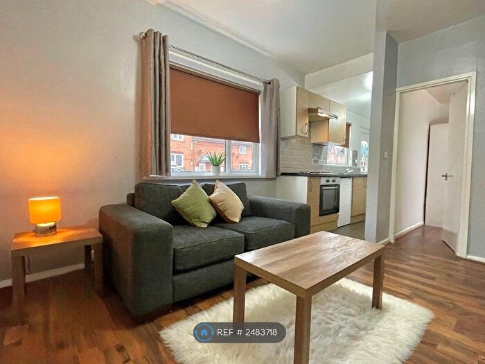 1 Bedroom Flat To Rent In Victoria Park Avenue, Leeds, LS13