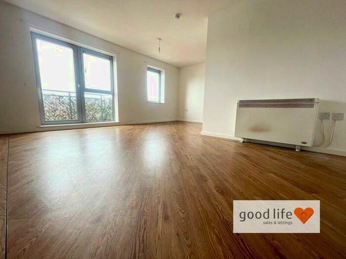 2 Bedroom Flat To Rent In River View, Low Street, Sunderland, SR1