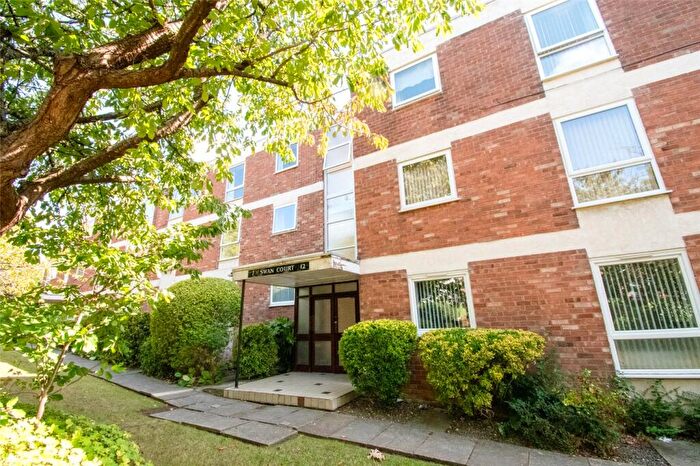 2 Bedroom Flat For Sale In Woodchurch Road, Prenton, Wirral, CH43