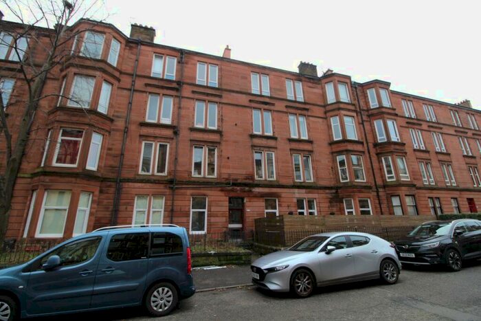 2 Bedroom Flat To Rent In Onslow Drive, Glasgow, G31