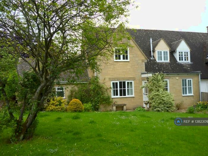 3 Bedroom Semi-Detached House To Rent In Deer Park Cottage, Cheltenham, GL54