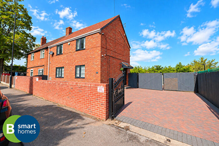 3 Bedroom Semi-Detached House For Sale In Wadworth Street, Denaby Main, DN12