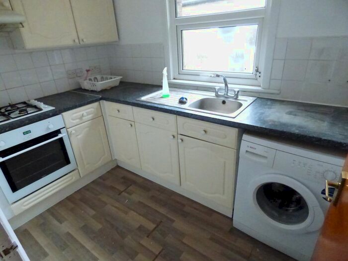 Studio To Rent In Poppleton Road, Leytonstone, E11