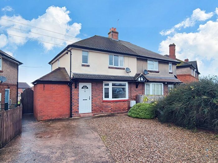 3 Bedroom Semi-Detached House To Rent In Shrewsbury Road, Market Drayton, Market Drayton, Shropshire, TF9