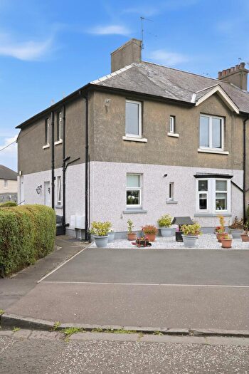 2 Bedroom Flat For Sale In Orchard Street, Grangemouth, FK3
