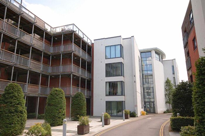 2 Bedroom Flat To Rent In Citi Peak, Wilmslow Road, East Didsbury, M20