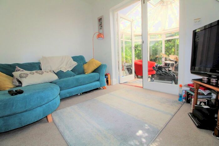 1 Bedroom Flat To Rent In Newlands Park, Sydenham, SE26