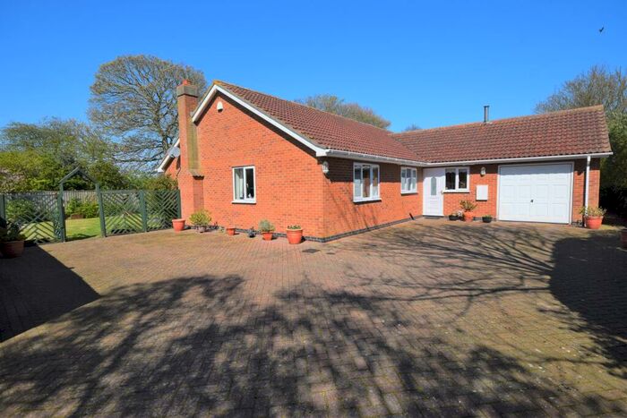 3 Bedroom Detached Bungalow For Sale In Cemetery Road, North Somercotes, LN11
