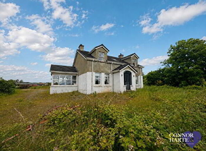 4 Bedroom Detached House And Lands For Sale In C Feegarran Road, Cookstown, BT80