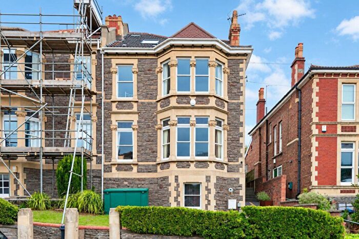 5 Bedroom Semi Detached House For Sale In Claremont Road | Bishopston, BS7