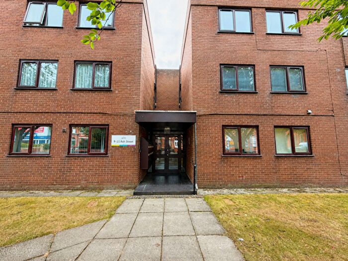 2 Bedroom Flat To Rent In Ash Street, Southport, PR8