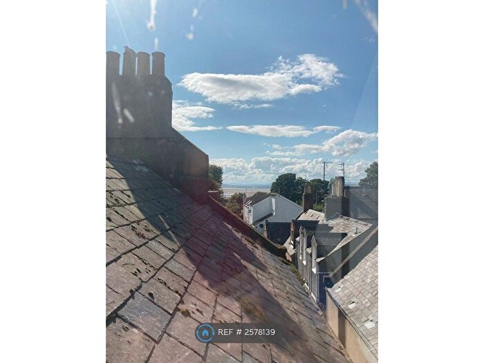 2 Bedroom Flat To Rent In High Street, Montrose, DD10