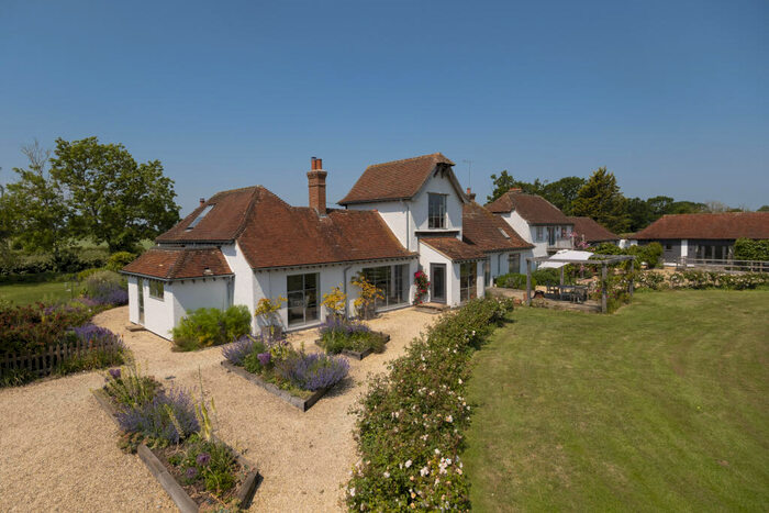 7 Bedroom Detached House For Sale In New Road, Childrey, OX12
