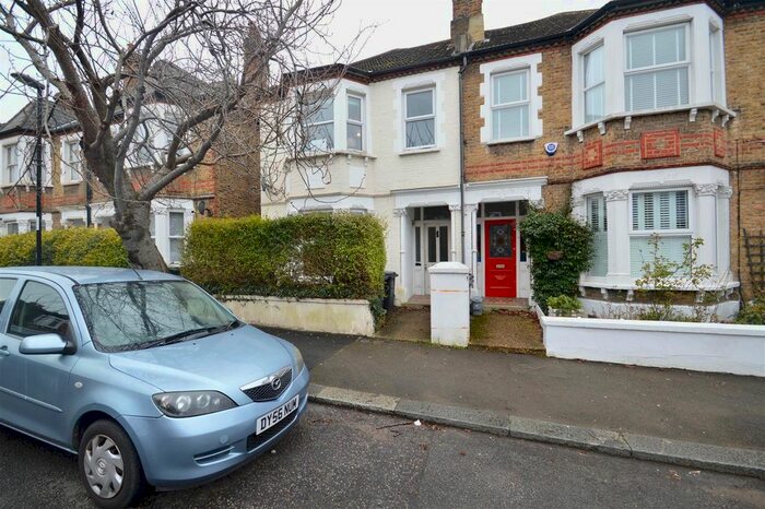 1 Bedroom Flat To Rent In Knighton Park Road, London, SE26