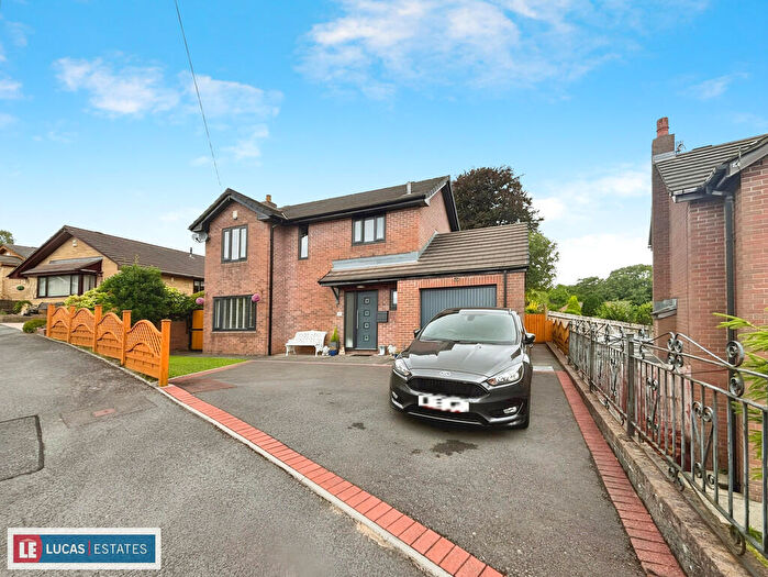 4 Bedroom Detached House For Sale In Denleigh Close, Bargoed, CF81
