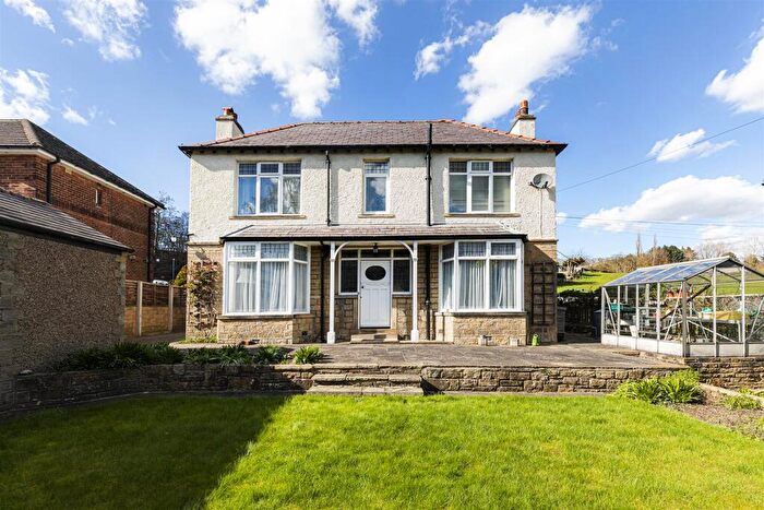 3 Bedroom Detached House For Sale In Arkenley Lane, Huddersfield, HD4