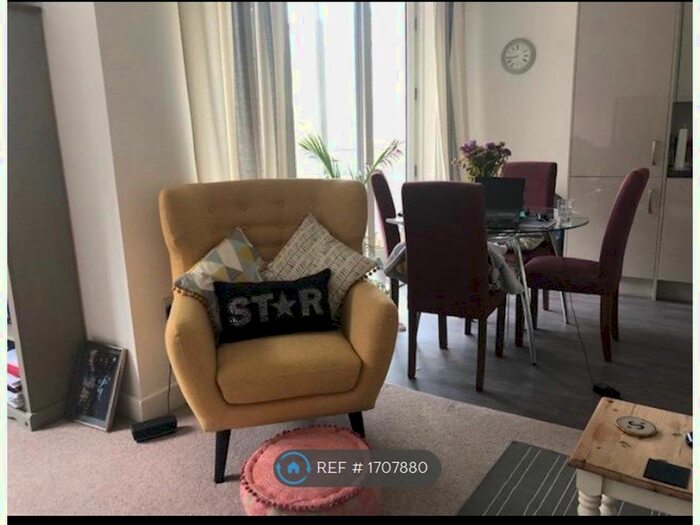 2 Bedroom Flat To Rent In Shrewsbury Road, Harlesden, NW10