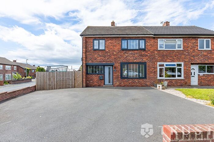 3 Bedroom Semi Detached House For Sale In Mardale Road, Dewsbury, WF12