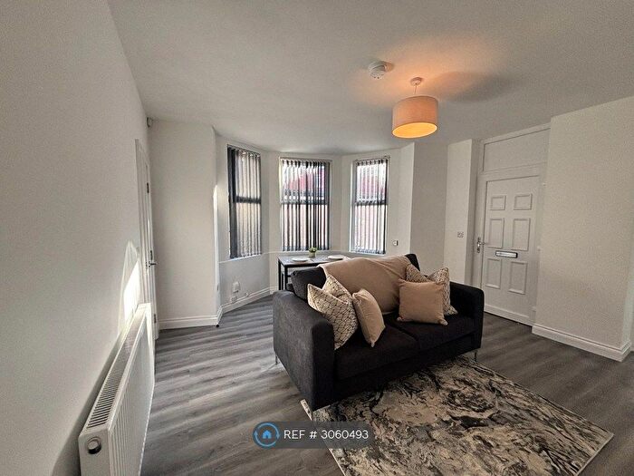 1 Bedroom Flat To Rent In Norwood Terrace, Leeds, LS6