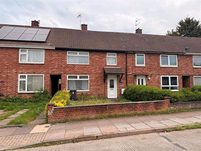 3 Bedroom Terraced House For Sale In Allenwood Road, Leicester, LE2