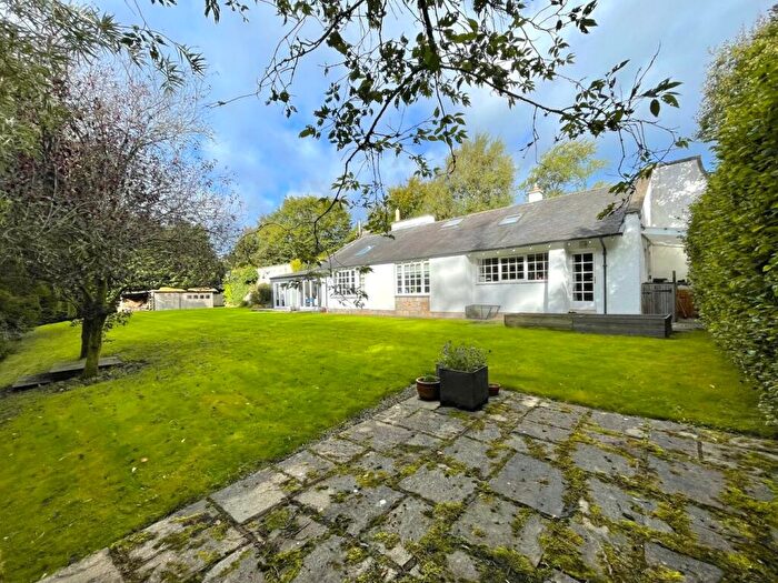4 Bedroom Country House For Sale In Vine House, Rumbling Bridge, KY13
