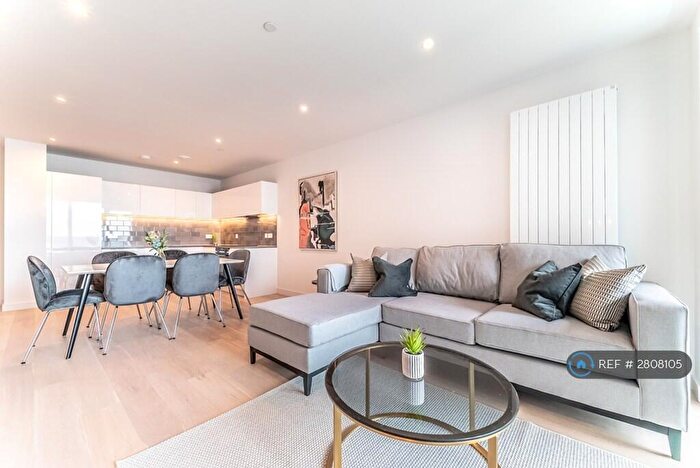 2 Bedroom Flat To Rent In Bonnet Street, London, E16