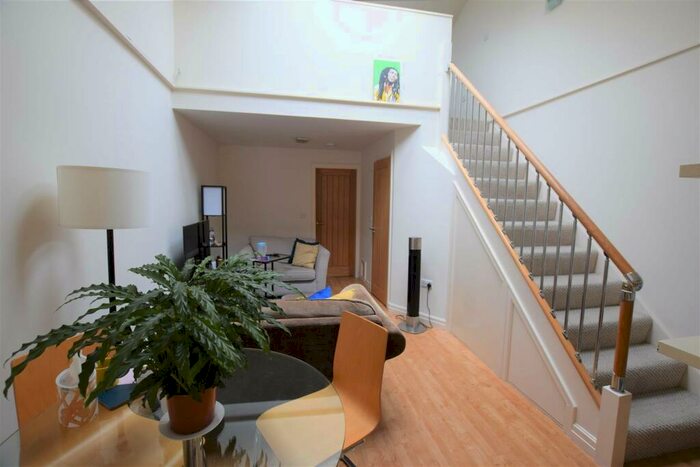 1 Bedroom Apartment To Rent In Albert Hill Street, Didsbury, Manchester, M20