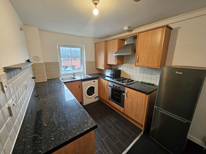 2 Bedroom Flat To Rent In Anwoth Street, Tollcross, G32