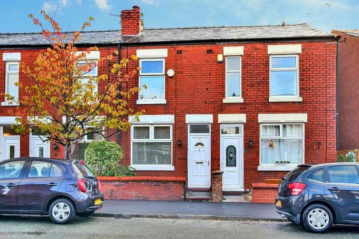 2 Bedroom Property To Rent In Chadwell Road, Stockport, SK2