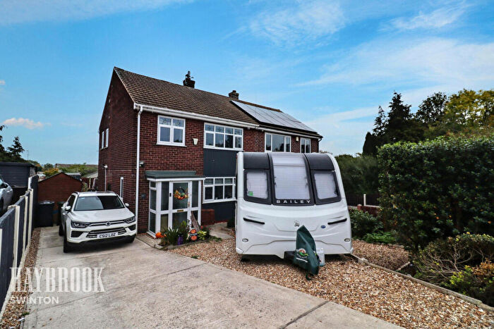 3 Bedroom Semi-Detached House For Sale In Fitzwilliam Street, Mexborough, S64