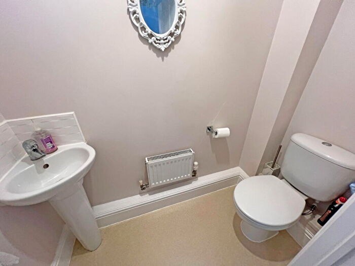 4 Bedroom Detached House For Sale In Saxthorpe Road, Hamilton, Leicester, Leicestershire, LE5