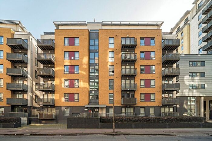 2 Bedroom Flat To Rent In Norman Road, Greenwich, SE10