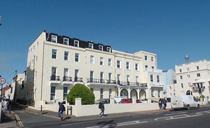 1 Bedroom Flat To Rent In Marine Parade, Brighton, BN2