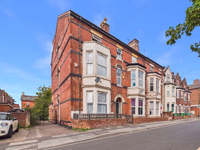 4 Bedroom End Terrace House For Sale In Colville Street, Nottingham, NG1