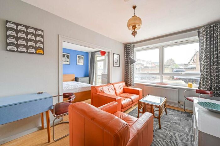 1 Bedroom Flat To Rent In Galbraith Street, Isle Of Dogs, London, E14