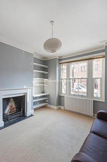 1 Bedroom Flat To Rent In Thorparch Road, Vauxhall, London, SW8