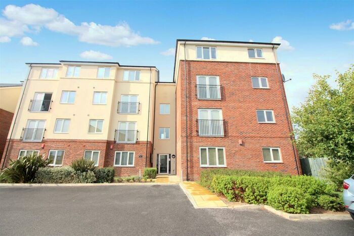 2 Bedroom Apartment To Rent In Maple Court, Killingbeck, Leeds, LS14