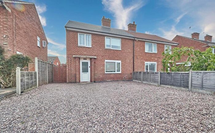 3 Bedroom Semi-Detached House For Sale In Shenton Road, Barwell, Leicester, LE9
