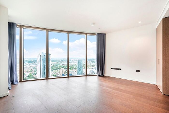 2 Bedroom Flat To Rent In Park Drive, Poplar, E14
