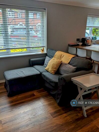 1 Bedroom End Of Terrace House To Rent In The Orchard, Lightwater, GU18