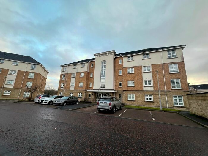 3 Bedroom Flat To Rent In The Paddock, Hamilton, ML3